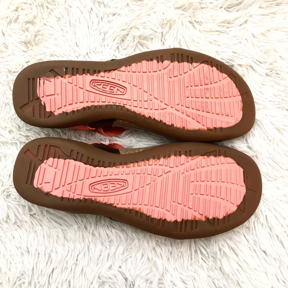 Beautiful Keen Sandals - Picture 5 of 6